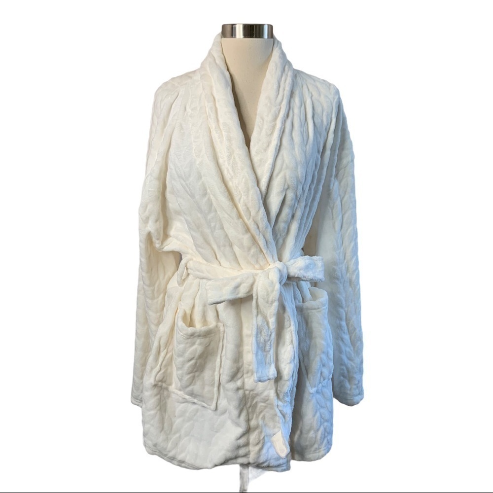 Miss Selfridge supersoft robe in cream Size 12/14